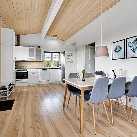 Newly Built Home, Elevated At Folle With A View Over Aarhus Bay, * Ronde